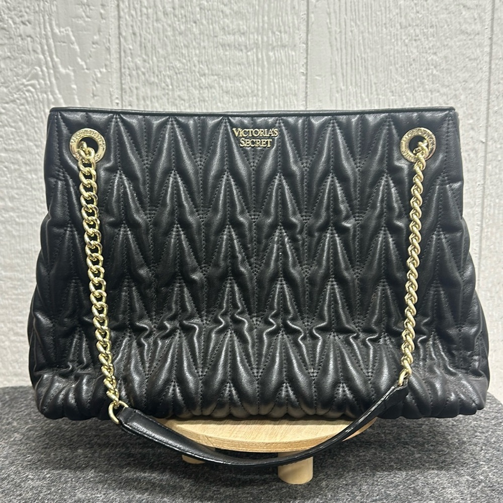 Victorias Secret Black & Gold Chain Purse